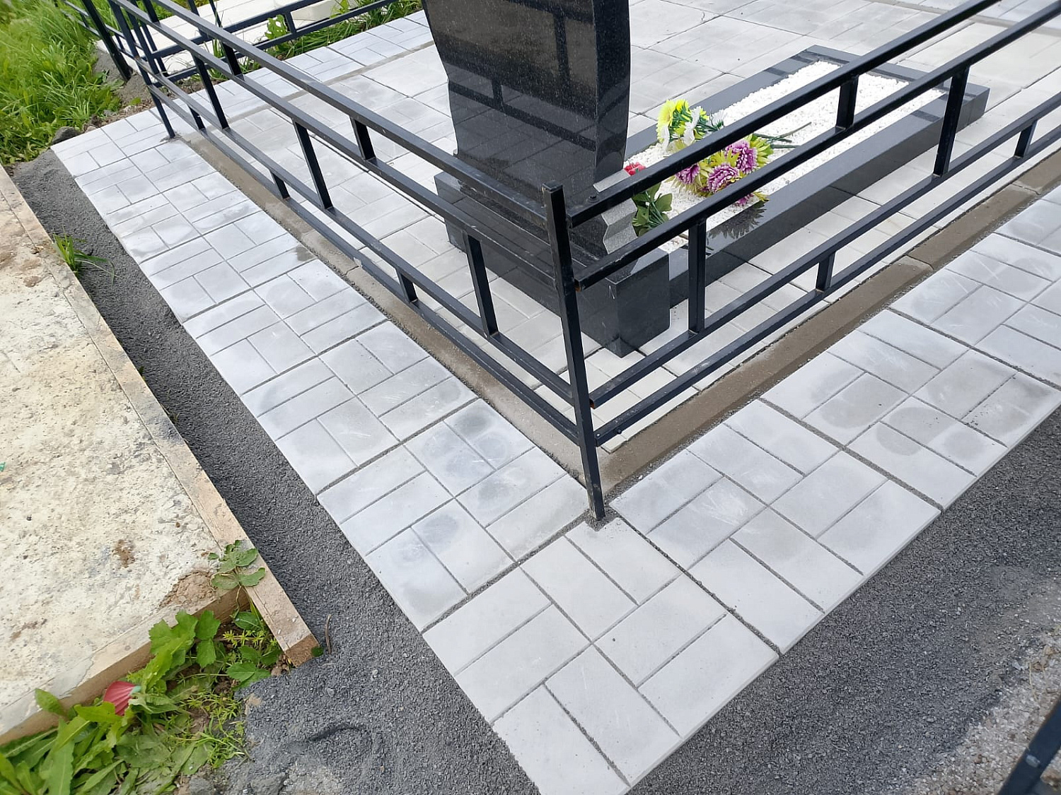 Благоустройство могил