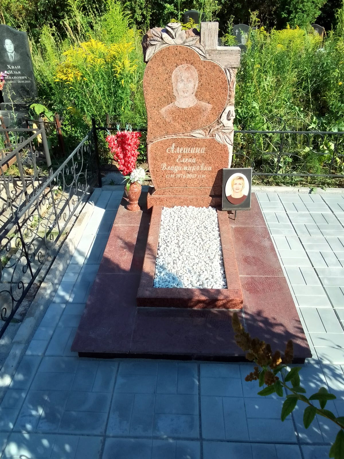 Благоустройство могил